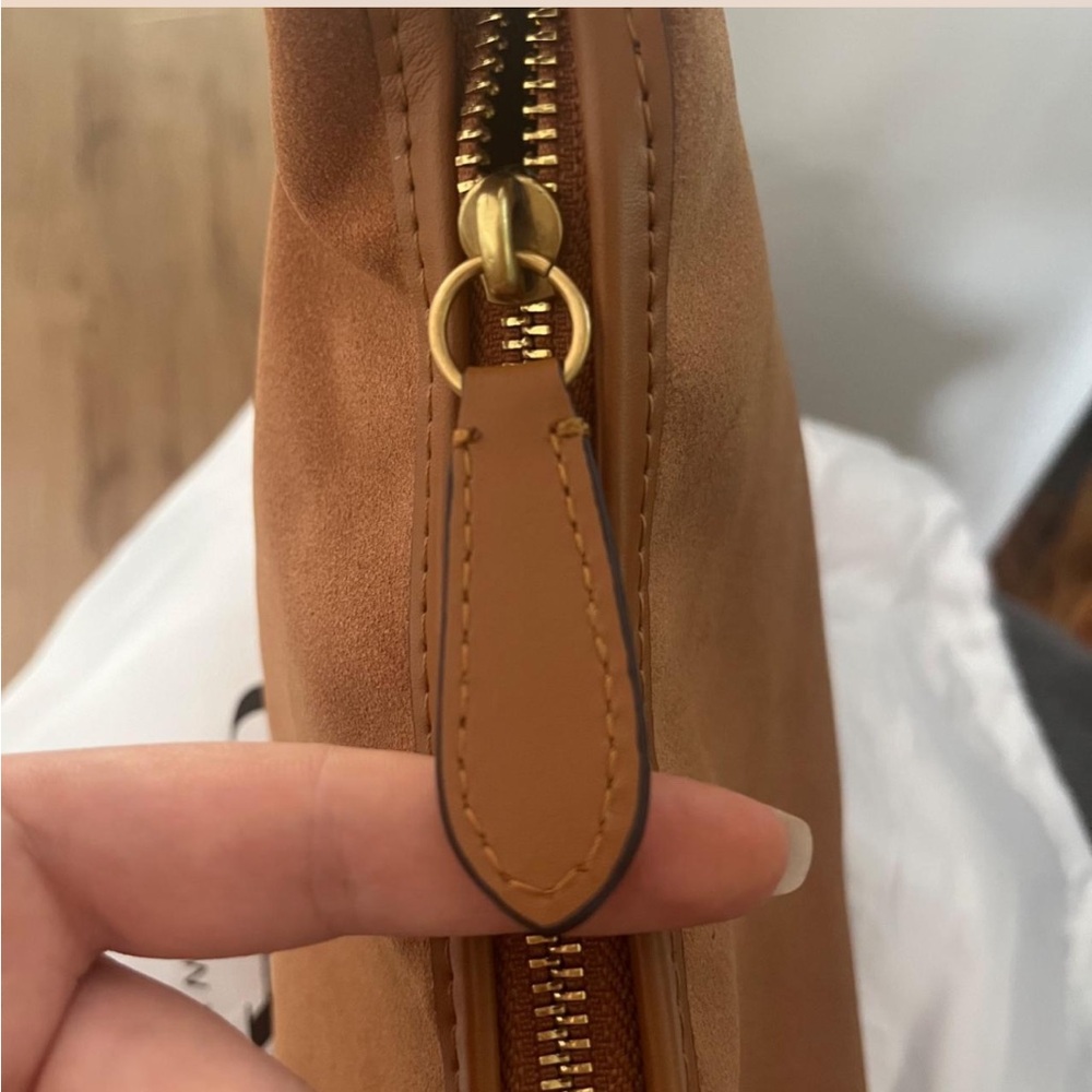 Coach Juliet Shoulder Bag in suede with gold hardware - Picture 7 of 14